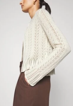 Anna Field Pointelle Bolero - Chaqueta De Punto -Offwhite -Ofertas Anna Field Tienda 00dfbc3c855b4716be91de3edb1a87a3