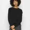 Anna Field Basic CleanCrew Neck Sweatshirt- Sudadera - Black