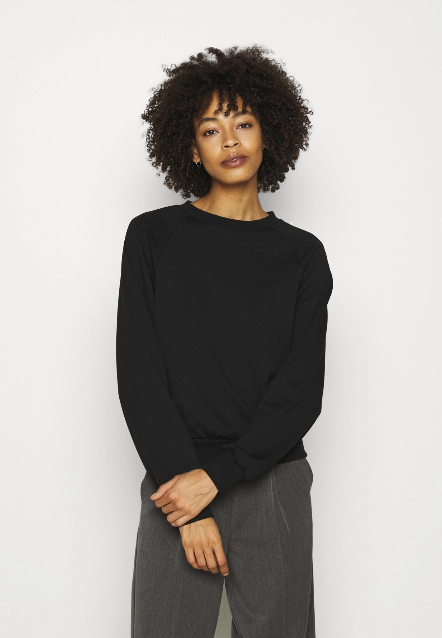 Anna Field Basic CleanCrew Neck Sweatshirt- Sudadera - Black 1 Anna Field Basic CleanCrew Neck Sweatshirt- Sudadera - Black