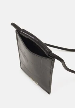 Anna Field Funda Para Móvil - Black 7 Anna Field Funda Para Móvil - Black -Ofertas Anna Field Tienda 235d0411d51a4c6a8e34f467e7bd4c6b