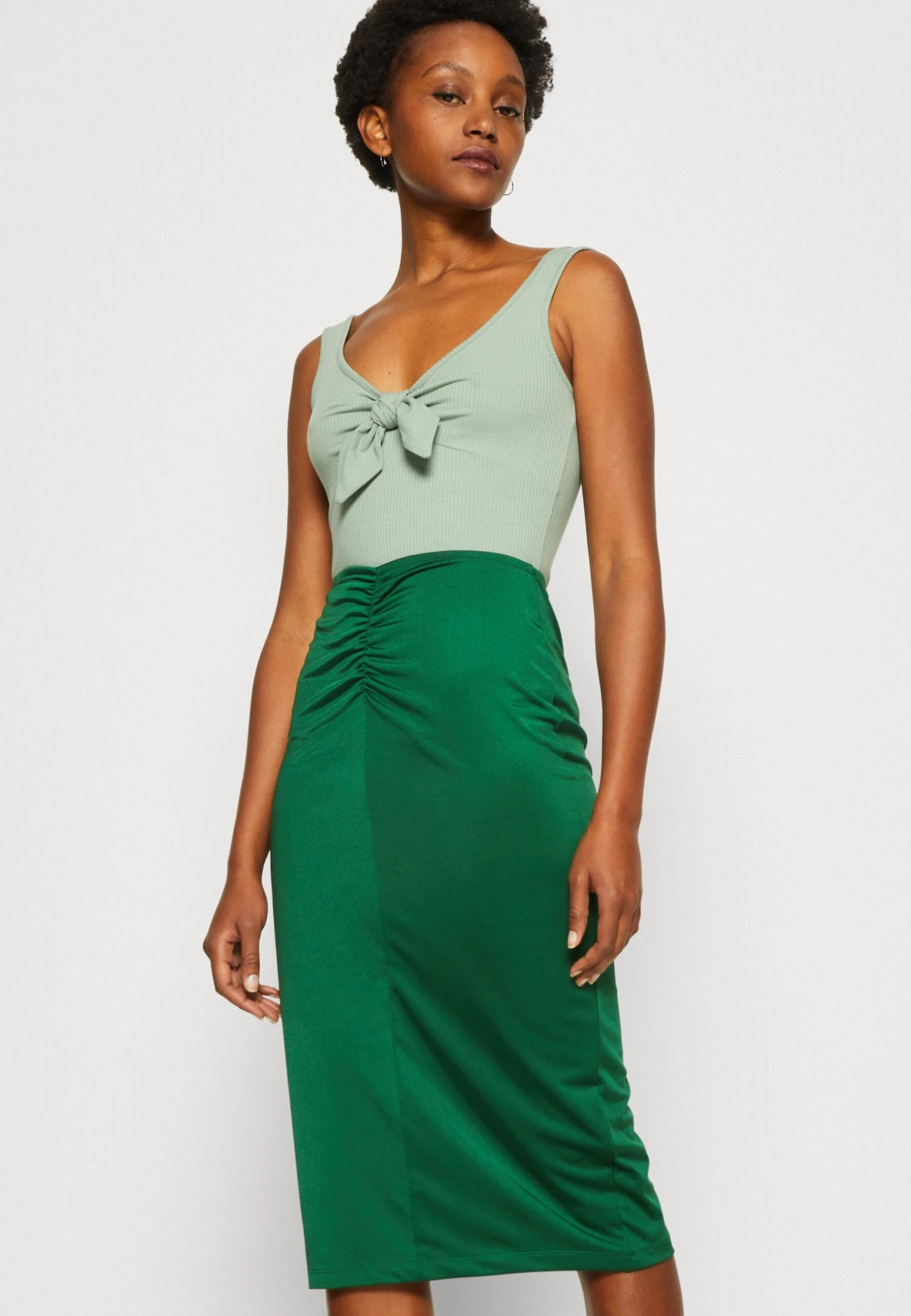 Anna Field Falda De Tubo - Dark Green 4 Anna Field Falda De Tubo - Dark Green - Imagen 4