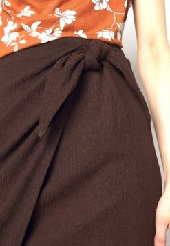 Anna Field Falda Acampanada - Brown -Ofertas Anna Field Tienda 5c70edfefe344ee7b314b8db6fcd3ab3