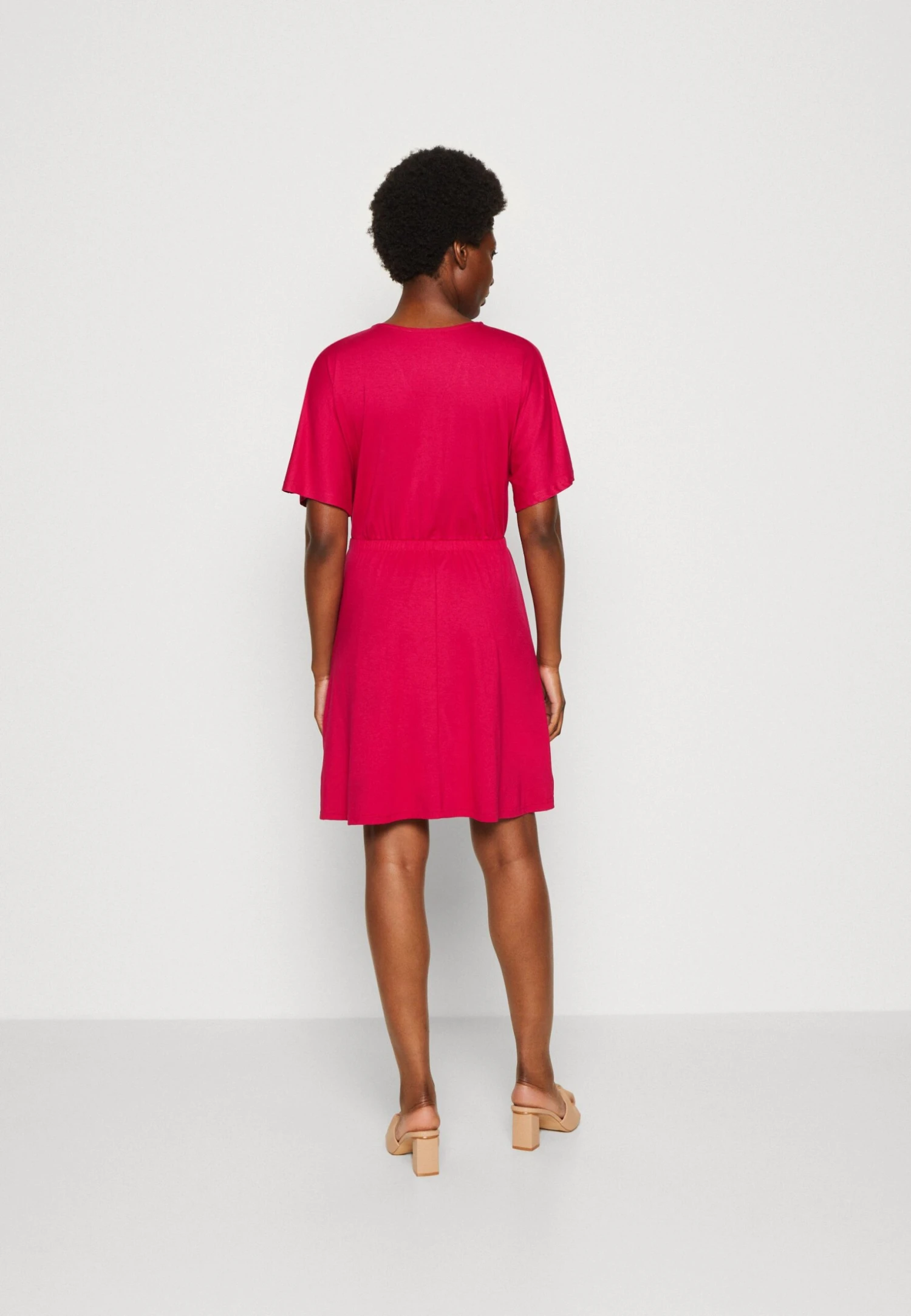 Anna Field Vestido Ligero - Red 3 Anna Field Vestido Ligero - Red - Imagen 3