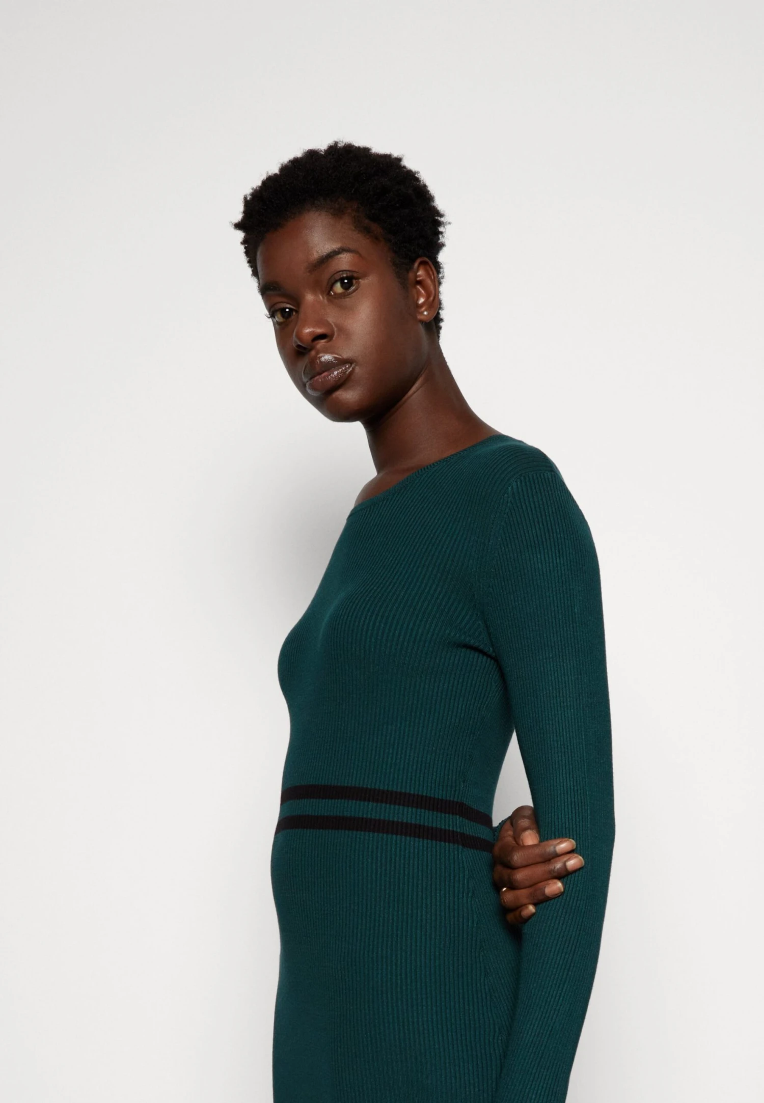 Anna Field Vestido De Punto - Dark Green/Black 4 Anna Field Vestido De Punto - Dark Green/Black - Imagen 4