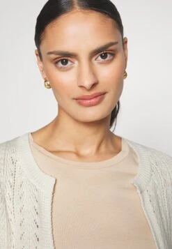 Anna Field Pointelle Bolero - Chaqueta De Punto -Offwhite -Ofertas Anna Field Tienda 679490d6e4a742c38ee57dd496b06f90