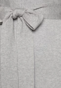 Anna Field Wrap V Ausschnitt Mini Strickkleid Mit Gürtel - Vestido De Tubo - Mottled Grey 5 Anna Field Wrap V Ausschnitt Mini Strickkleid Mit Gürtel - Vestido De Tubo - Mottled Grey -Ofertas Anna Field Tienda 68d56446f168416394635ca9462d93a4