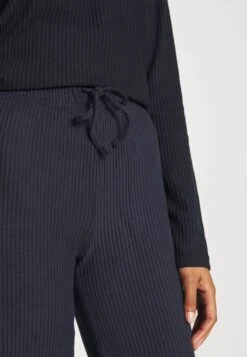 Anna Field Rib Slouch Pj Set - Pijama - Blue -Ofertas Anna Field Tienda 88673e326a764a42a99ed710ca0c91f3