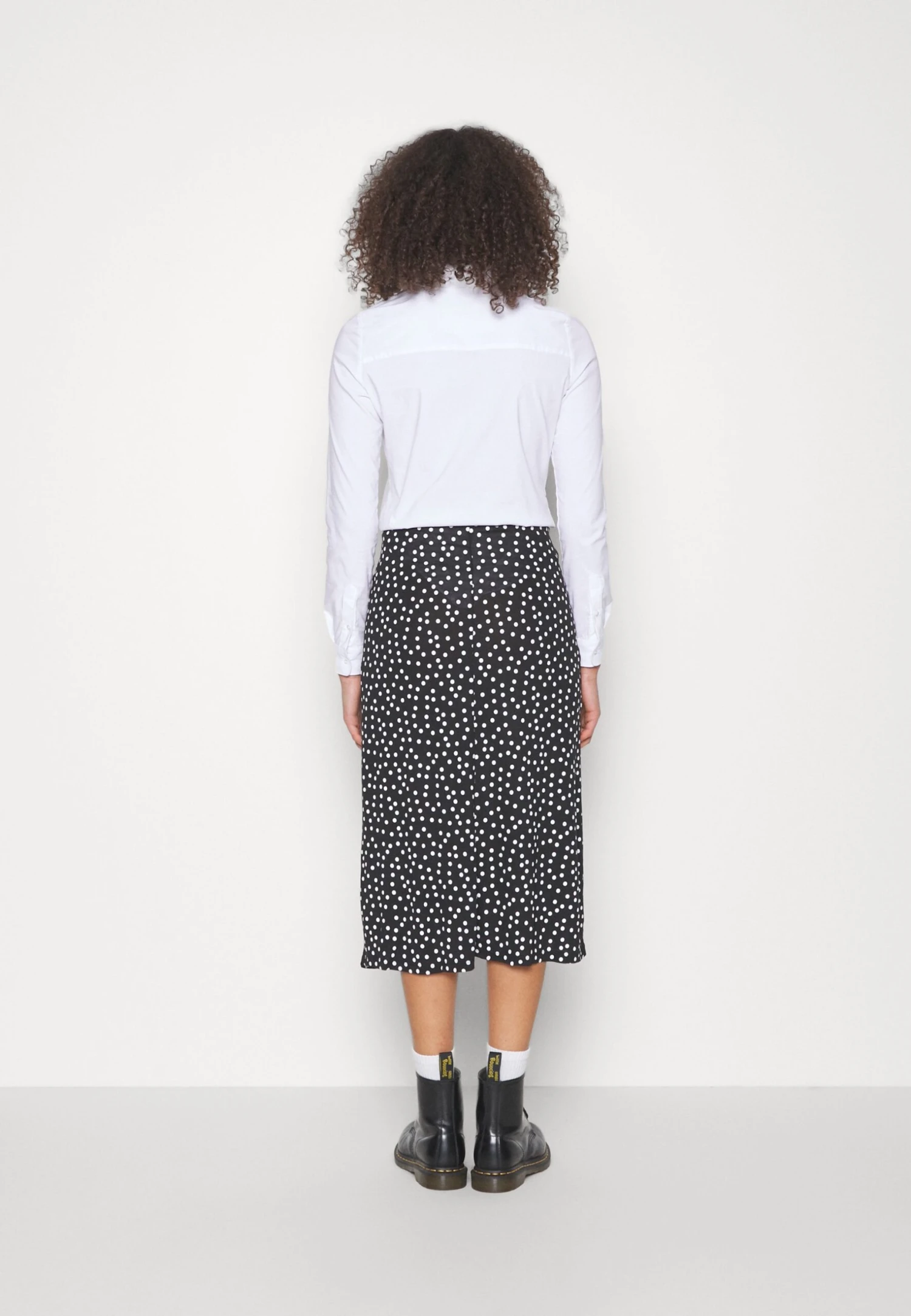 Falda De Tubo - Black 3 Falda De Tubo - Black - Imagen 3