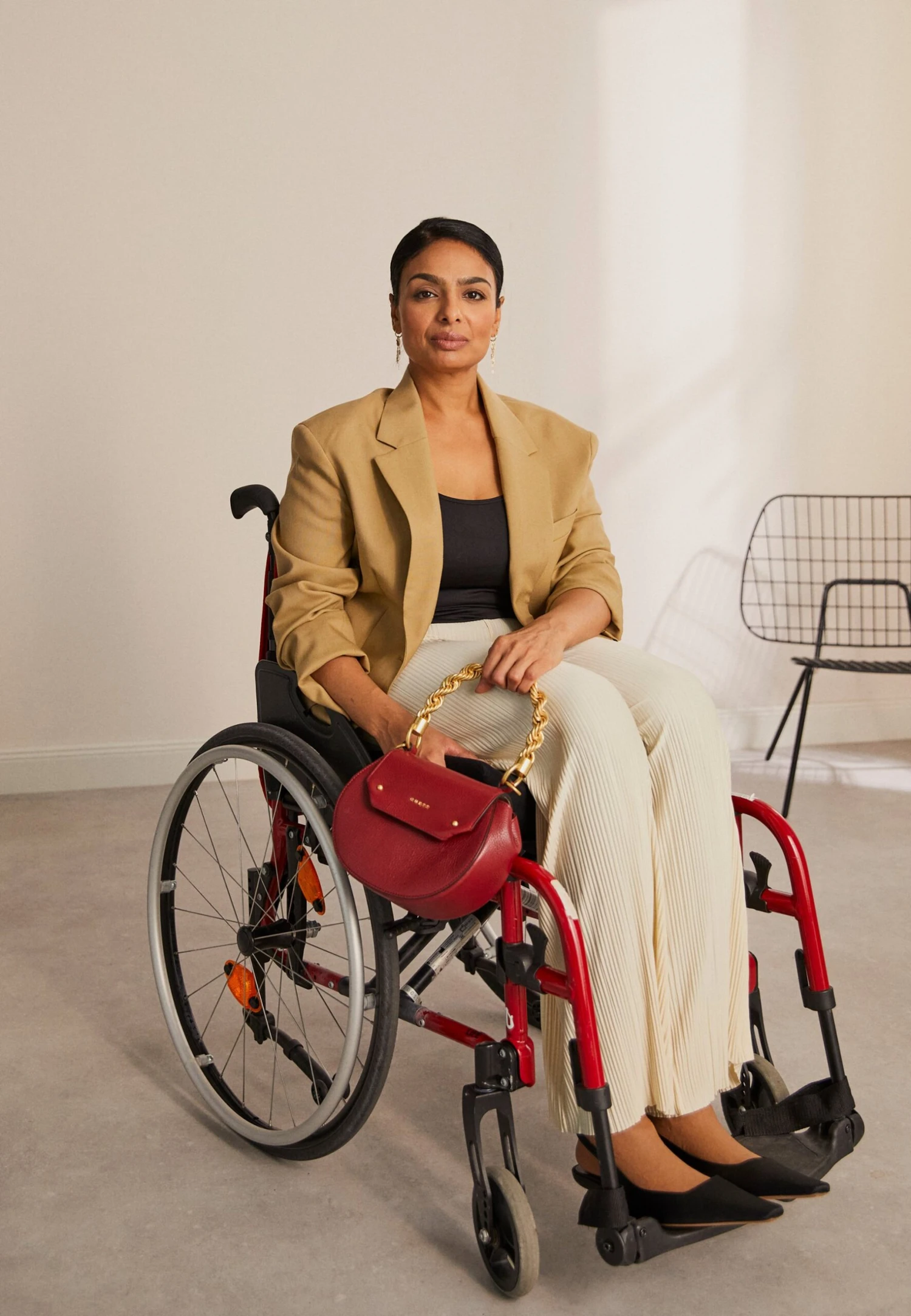 Anna Field Camiseta Básica - Black 2 Anna Field Camiseta Básica - Black - Imagen 2