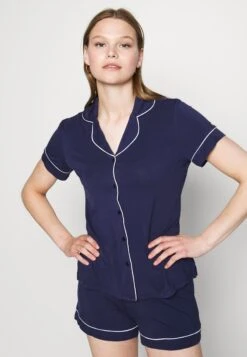 Anna Field Button Through Pj Set- Pijama - Blue/White 10 Anna Field Button Through Pj Set- Pijama - Blue/White -Ofertas Anna Field Tienda ca0de327115340e9b0cf3dcf947f73c6