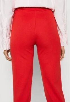 Anna Field Pantalones - Red -Ofertas Anna Field Tienda e9ac385be294468eaba47943fa3873aa